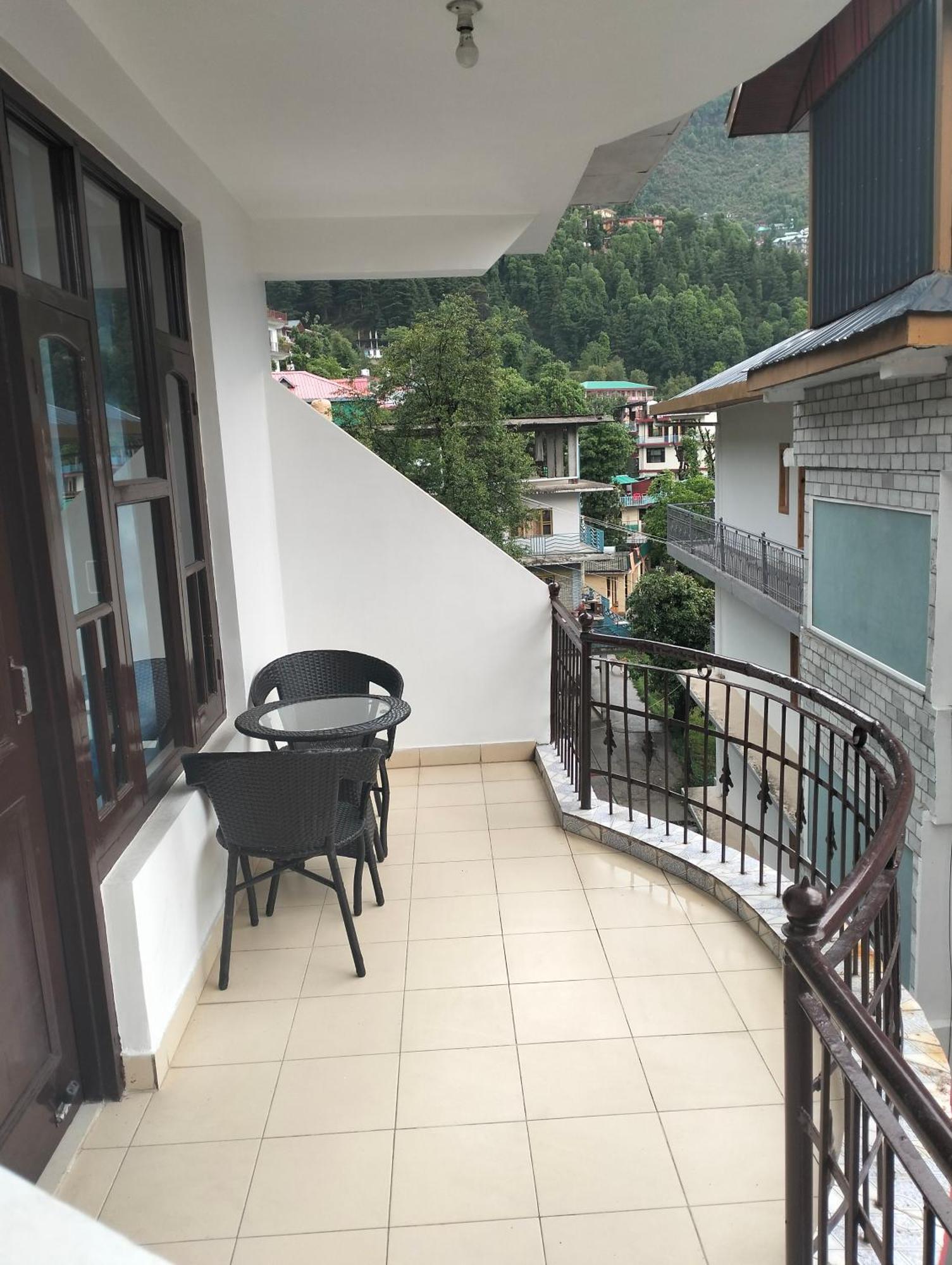 Aman Inn Dharamshala Exterior photo